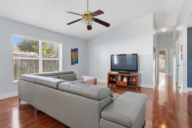 9760 VIOLET DRIVE, Orlando, FL 32824