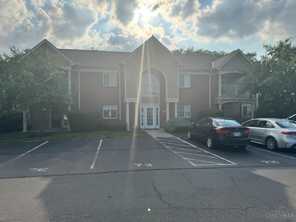 7307 Chatham Court, West Chester, OH 45069