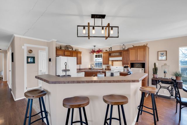 8103 County Road 409, Grandview, TX 76050