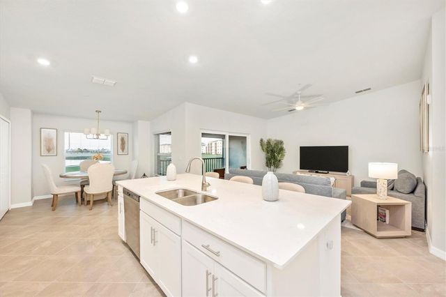 17505 OPAL SAND DRIVE 206, Venice, FL 34293