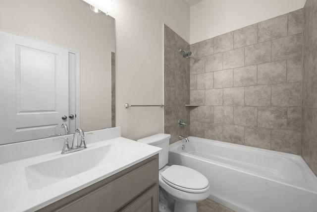 810 Misty Lane, Cleburne, TX 76033