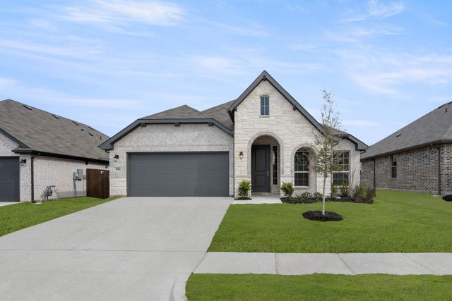 810 Misty Lane, Cleburne, TX 76033