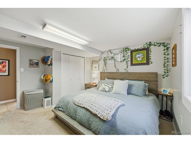 2955 S Zurich Ct, Denver, CO 80236