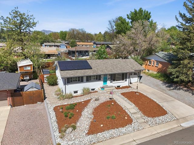 2955 S Zurich Ct, Denver, CO 80236