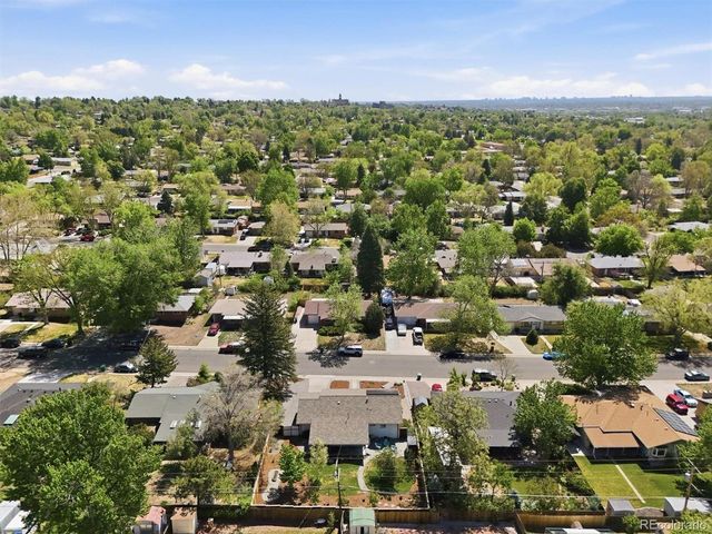 2955 S Zurich Ct, Denver, CO 80236