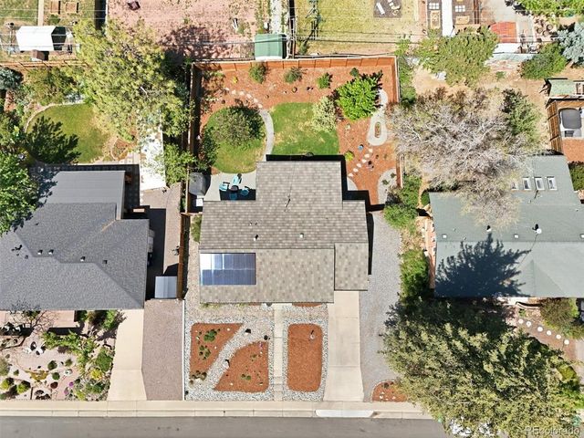 2955 S Zurich Ct, Denver, CO 80236