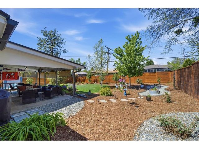 2955 S Zurich Ct, Denver, CO 80236