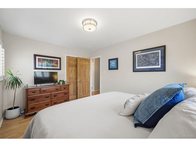 2955 S Zurich Ct, Denver, CO 80236