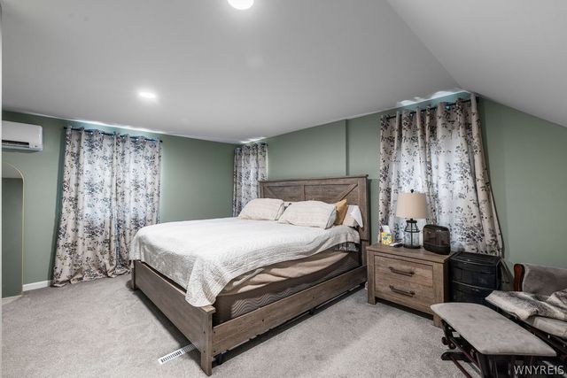 404 East Stenzil Street, North Tonawanda, NY 14120