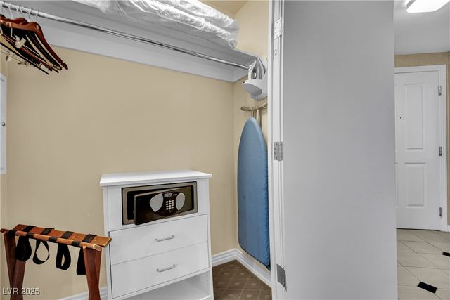 145 East Harmon Avenue 2209, Las Vegas, NV 89109