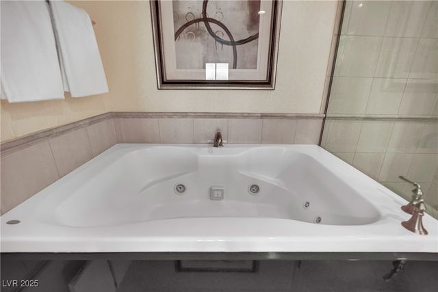 145 East Harmon Avenue 2209, Las Vegas, NV 89109