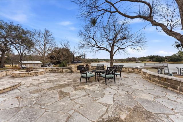 833 Sandy Mountain DR, Llano, TX 78643
