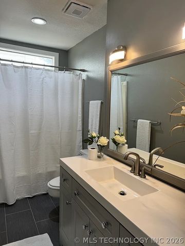 1347 S Florence Avenue, Tulsa, OK 74104