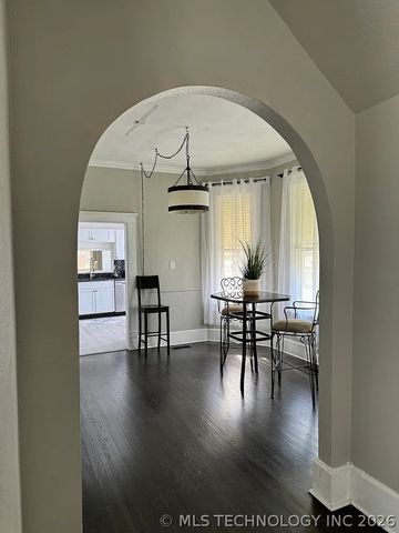 1347 S Florence Avenue, Tulsa, OK 74104