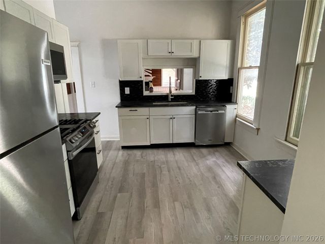 1347 S Florence Avenue, Tulsa, OK 74104