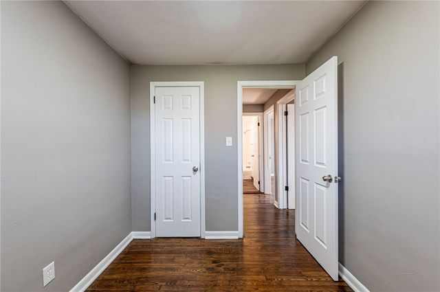 63 Chestnut St, Harrison Twp, PA 15065