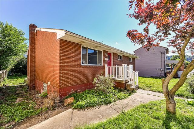 63 Chestnut St, Harrison Twp, PA 15065