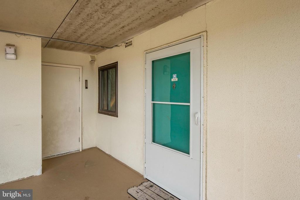 Image 11 of property listing at 11500 COASTAL HWY #1119, Ocean City, MD 21842