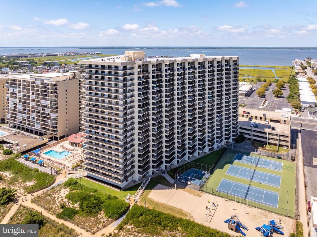 Image 5 of property listing at 11500 COASTAL HWY #1119, Ocean City, MD 21842