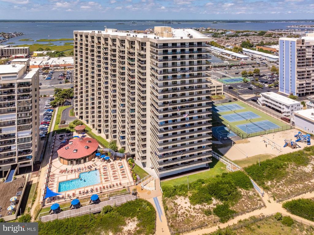 Image 6 of property listing at 11500 COASTAL HWY #1119, Ocean City, MD 21842