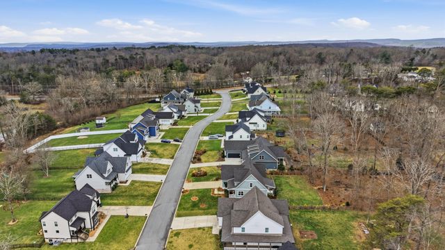 2819 Signal Farms Lane, Signal Mountain, TN 37377