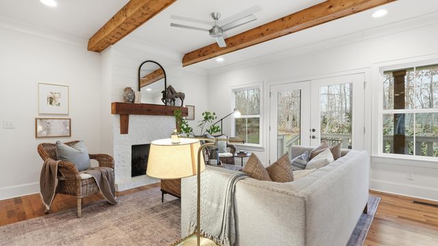 2819 Signal Farms Lane, Signal Mountain, TN 37377