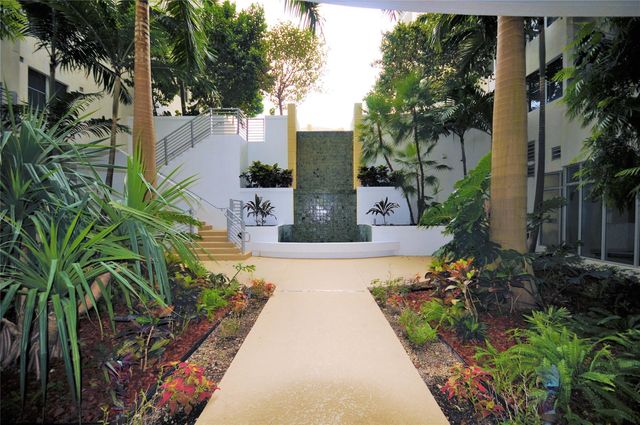 1830 Radius Drive 707, Hollywood, FL 33020
