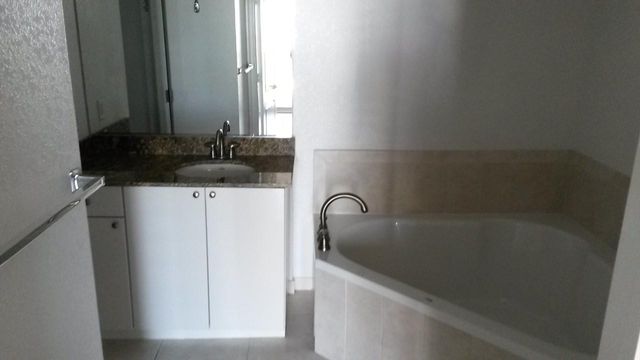 1830 Radius Drive 707, Hollywood, FL 33020