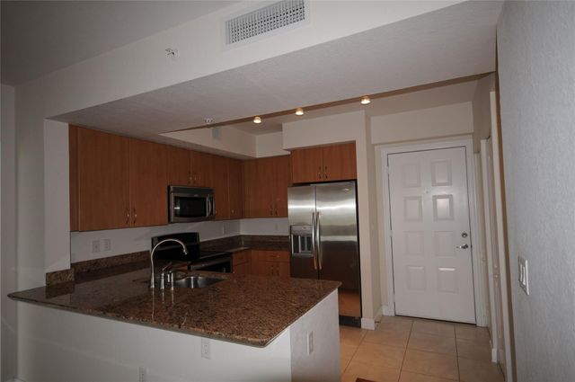 1830 Radius Drive 707, Hollywood, FL 33020