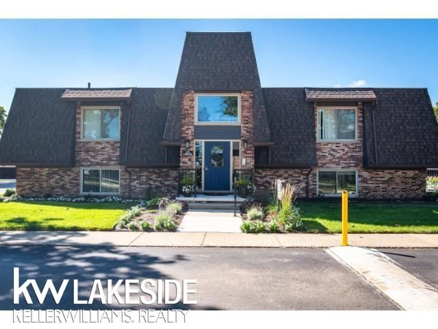 104 Riviera Drive, St Clair Shores, MI 48080