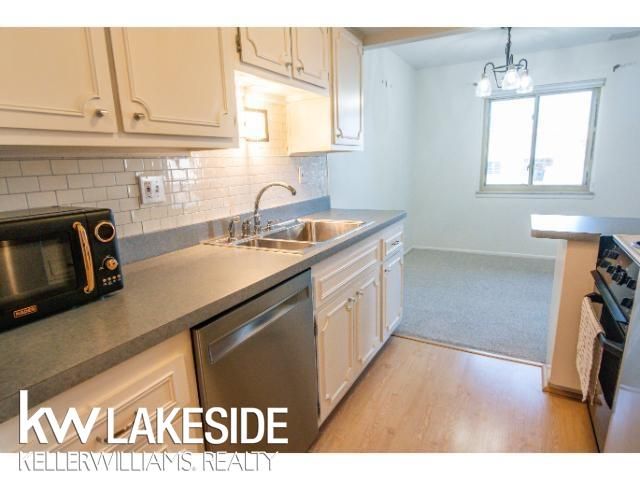 104 Riviera Drive, St Clair Shores, MI 48080