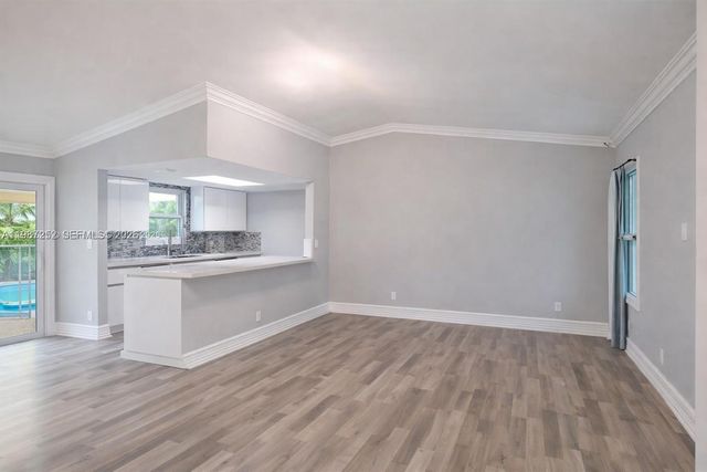 4541 SW 28th Terrace, Dania Beach, FL 33312
