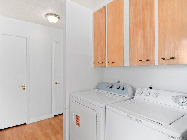 418 S Wheeling Way, Aurora, CO 80012