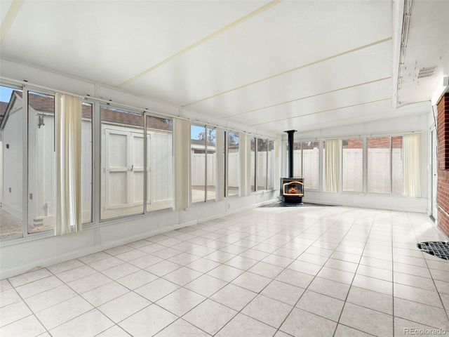 418 S Wheeling Way, Aurora, CO 80012