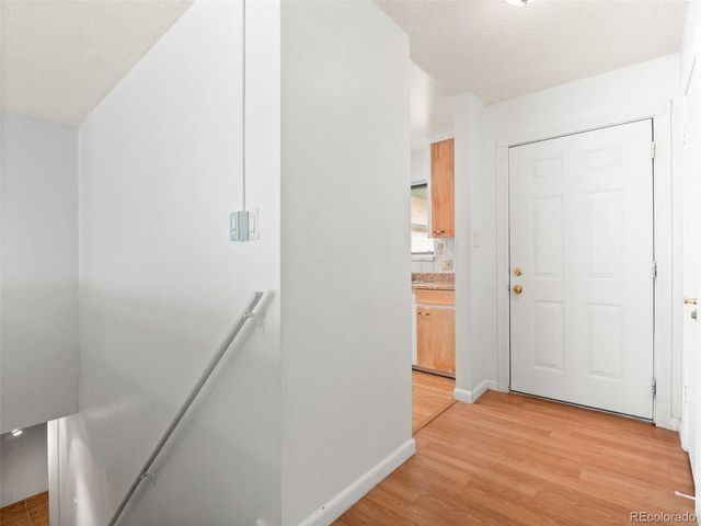 418 S Wheeling Way, Aurora, CO 80012