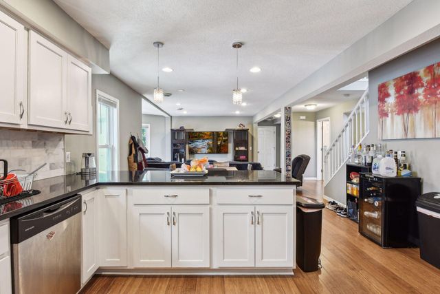 3023 Dupont Avenue S 2, Minneapolis, MN 55408