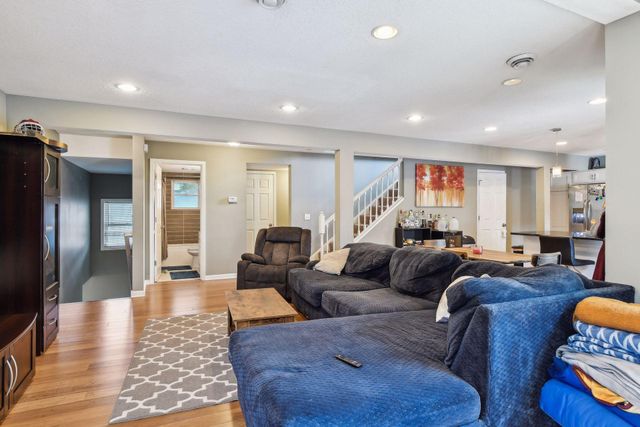 3023 Dupont Avenue S 2, Minneapolis, MN 55408