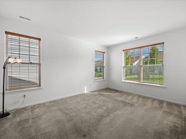 321 Bowing WAY, Lake Geneva, WI 53147
