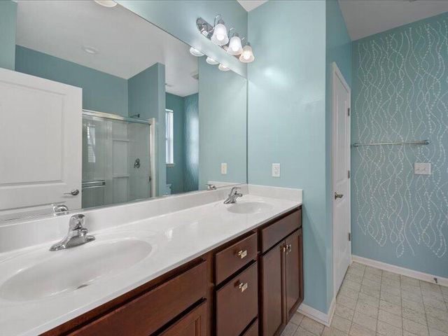 321 Bowing WAY, Lake Geneva, WI 53147