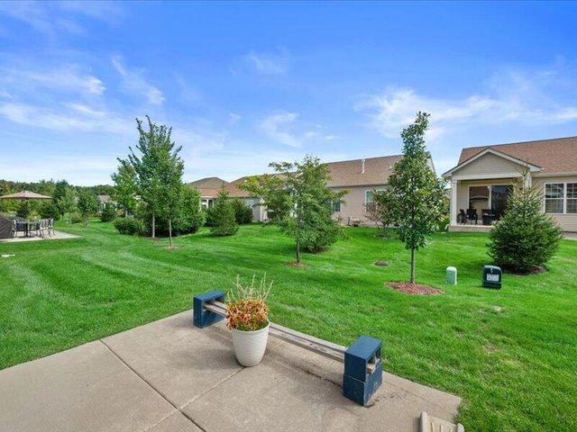 321 Bowing WAY, Lake Geneva, WI 53147
