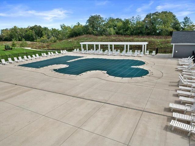 321 Bowing WAY, Lake Geneva, WI 53147