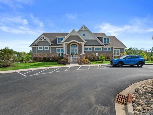 321 Bowing WAY, Lake Geneva, WI 53147