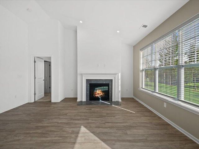 321 Bowing WAY, Lake Geneva, WI 53147