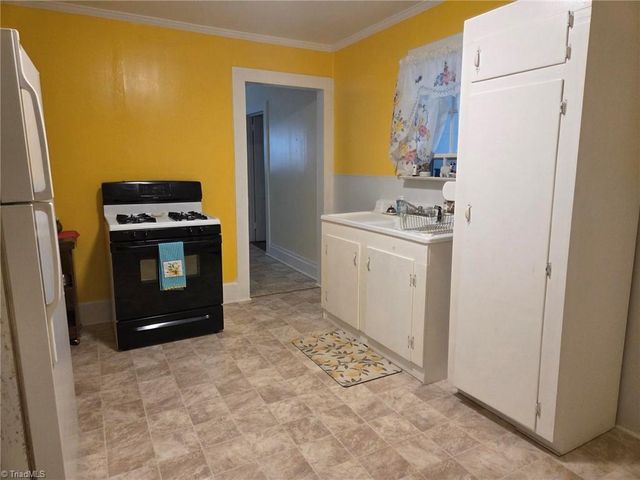 2601 Pershing Street, Greensboro, NC 27405