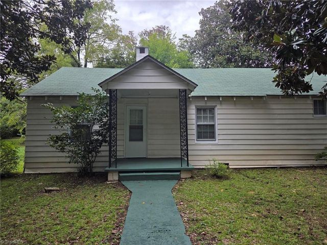 2601 Pershing Street, Greensboro, NC 27405