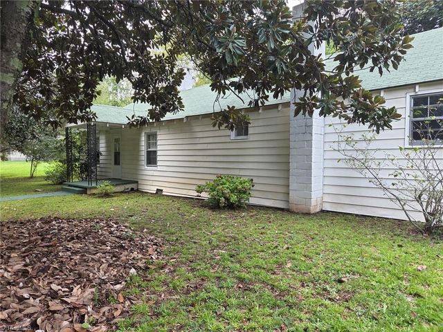 2601 Pershing Street, Greensboro, NC 27405