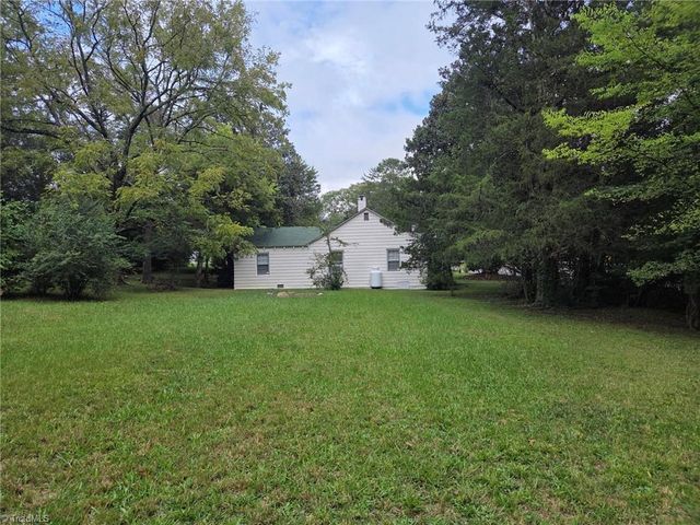 2601 Pershing Street, Greensboro, NC 27405