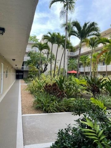 8103 Camino Real C-108, Miami, FL 33143