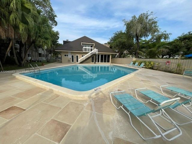 8103 Camino Real C-108, Miami, FL 33143