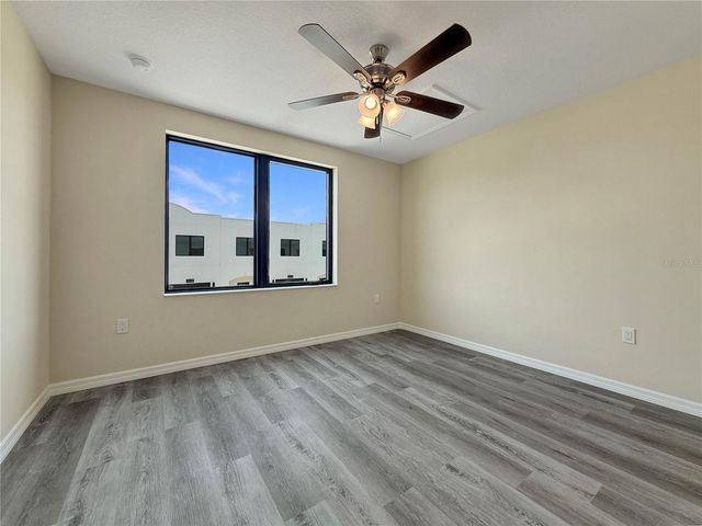 4345 CAMBIO GARDENS COURT, Tampa, FL 33610